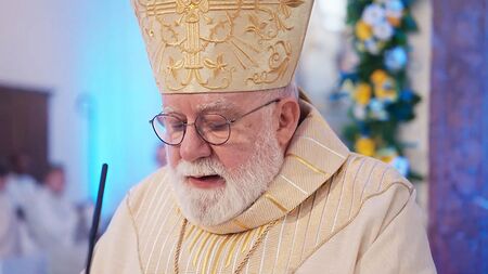 Nuntius Erzbischof Pedro Lopez Quintana